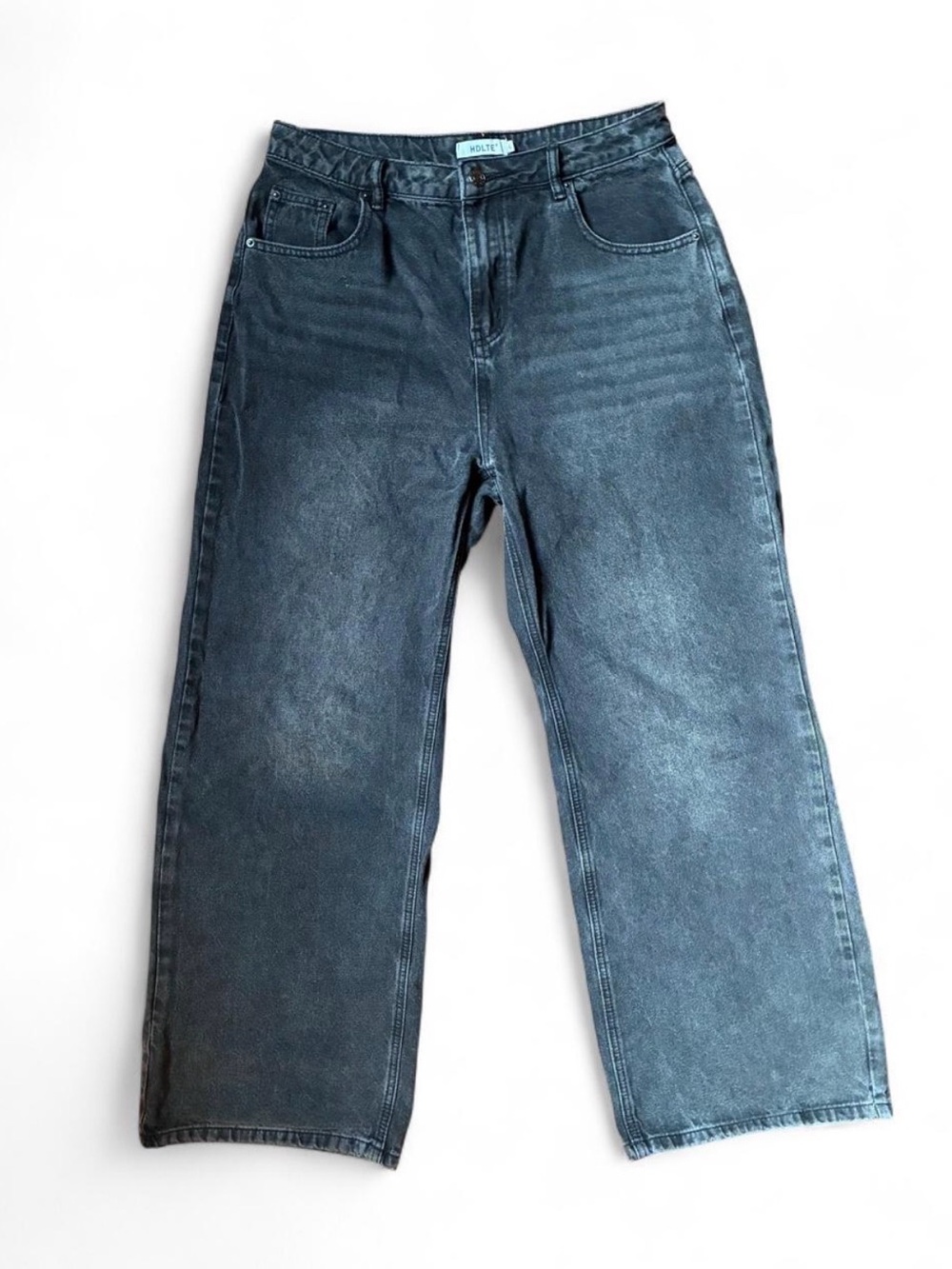 Wide-Leg Women’s Barrel Jeans in Washed Black